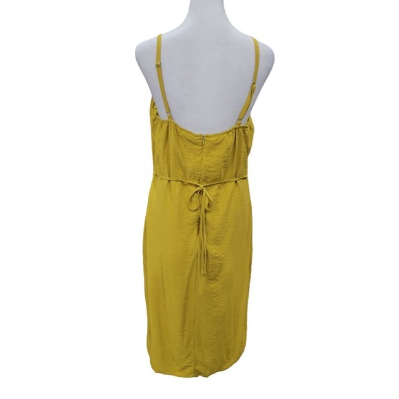 Le Lis Asymmetric Button Front Midi Dress Size Medium Yellow - Picture 6 of 9